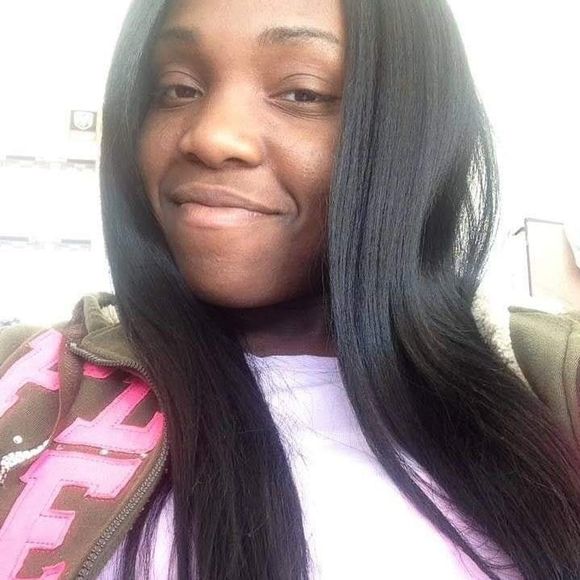 Meet your Posher, Tana - Picture 1 of 1